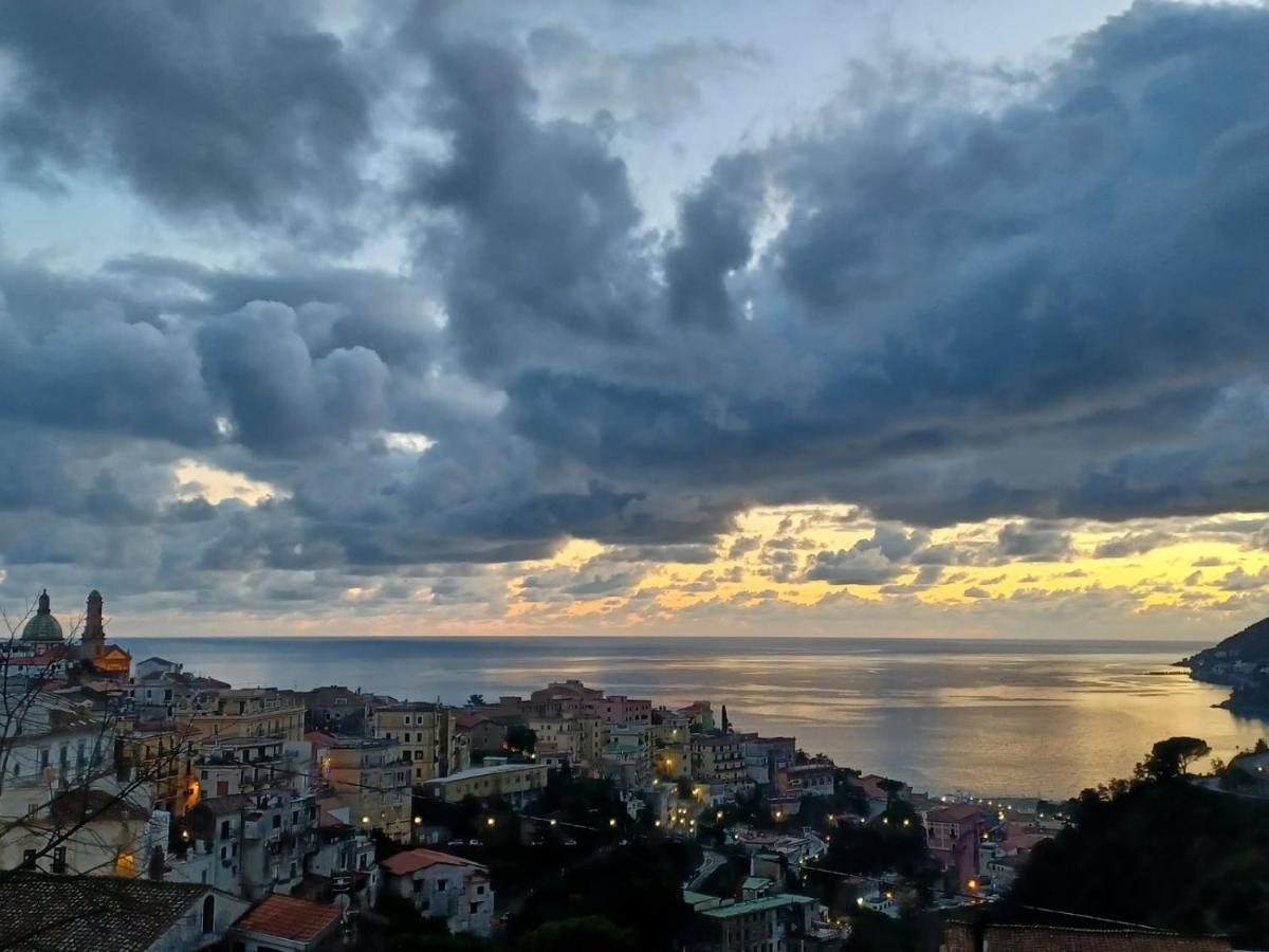 B&B Charming House Salerno Kültér fotó