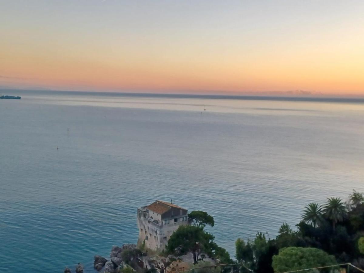 B&B Charming House Salerno Kültér fotó